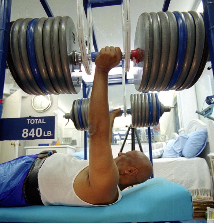 bench-press-840