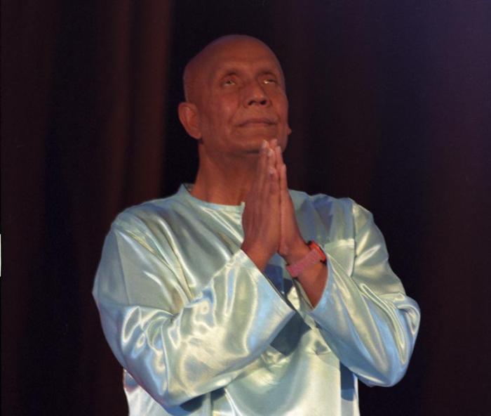 sri-chinmoy